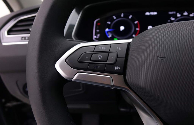 VOLKSWAGEN_VOLKSWAGEN_TIGUAN_2654292_65.jpg VOLKSWAGEN_VOLKSWAGEN_TIGUAN_2654292_65.jpg
