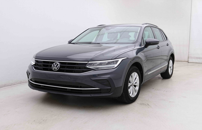 VOLKSWAGEN_VOLKSWAGEN_TIGUAN_2655222_23.jpg