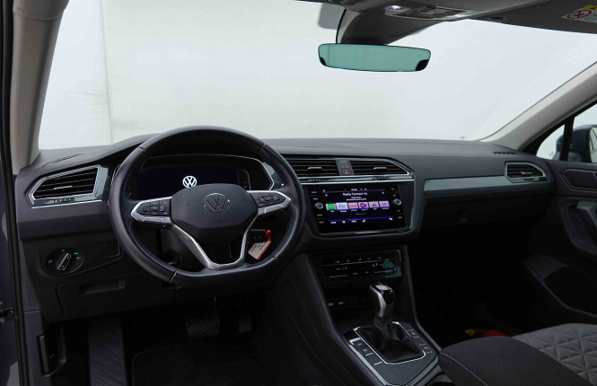 VOLKSWAGEN_VOLKSWAGEN_TIGUAN_2655222_7.jpg