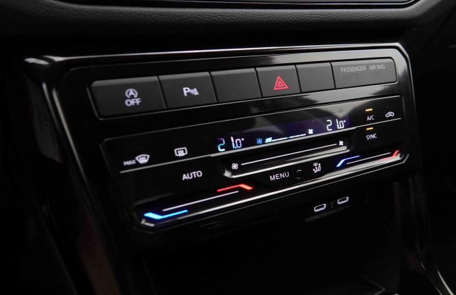 VOLKSWAGEN_VOLKSWAGEN_T_CROSS_2549632_14.jpg