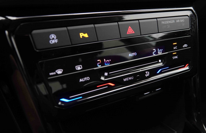 VOLKSWAGEN_VOLKSWAGEN_T_CROSS_2549633_14.jpg