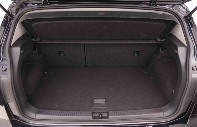 VOLKSWAGEN_VOLKSWAGEN_T_CROSS_2549635_5.jpg