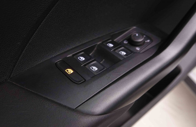 VOLKSWAGEN_VOLKSWAGEN_T_CROSS_2551102_17.jpg VOLKSWAGEN_VOLKSWAGEN_T_CROSS_2551102_17.jpg