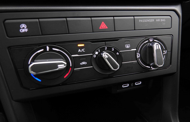 VOLKSWAGEN_VOLKSWAGEN_T_CROSS_2551143_12.jpg VOLKSWAGEN_VOLKSWAGEN_T_CROSS_2551143_12.jpg