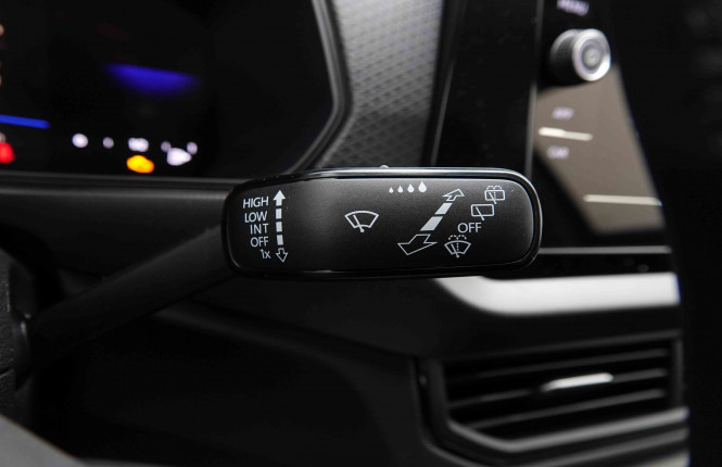 VOLKSWAGEN_VOLKSWAGEN_T_CROSS_2551143_15.jpg VOLKSWAGEN_VOLKSWAGEN_T_CROSS_2551143_15.jpg