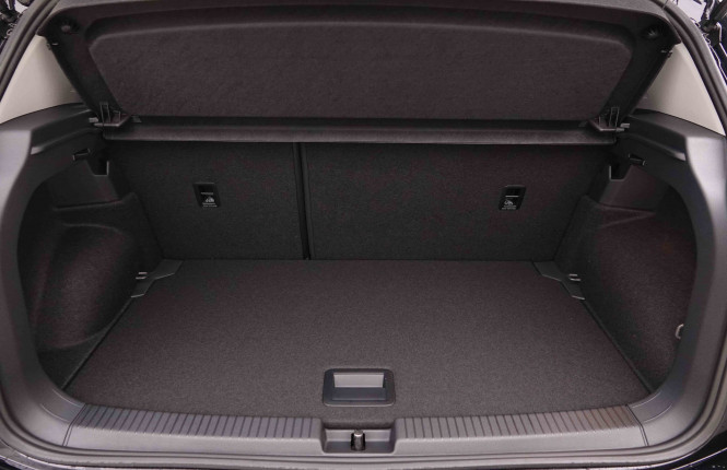 VOLKSWAGEN_VOLKSWAGEN_T_CROSS_2551143_5.jpg VOLKSWAGEN_VOLKSWAGEN_T_CROSS_2551143_5.jpg