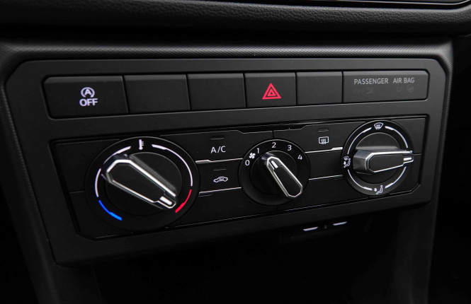 VOLKSWAGEN_VOLKSWAGEN_T_CROSS_2551146_13.jpg VOLKSWAGEN_VOLKSWAGEN_T_CROSS_2551146_13.jpg