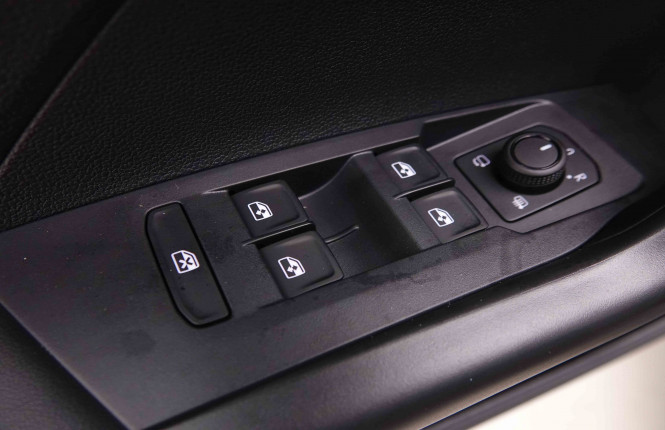 VOLKSWAGEN_VOLKSWAGEN_T_CROSS_2551146_20.jpg VOLKSWAGEN_VOLKSWAGEN_T_CROSS_2551146_20.jpg