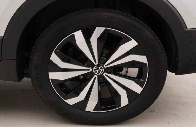 VOLKSWAGEN_VOLKSWAGEN_T_CROSS_2652335_19.jpg