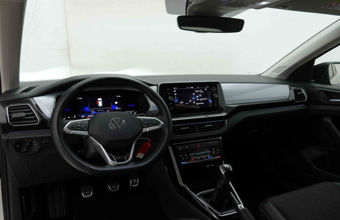 VOLKSWAGEN_VOLKSWAGEN_T_CROSS_2653072_7.jpg VOLKSWAGEN_VOLKSWAGEN_T_CROSS_2653072_7.jpg