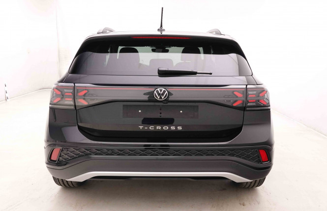 VOLKSWAGEN_VOLKSWAGEN_T_CROSS_2653180_28.jpg
