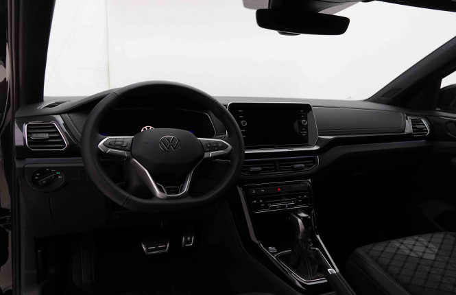 VOLKSWAGEN_VOLKSWAGEN_T_CROSS_2653181_7.jpg