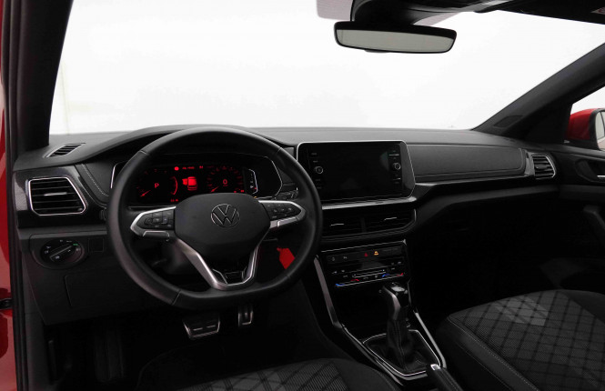 VOLKSWAGEN_VOLKSWAGEN_T_CROSS_2653243_34.jpg VOLKSWAGEN_VOLKSWAGEN_T_CROSS_2653243_34.jpg