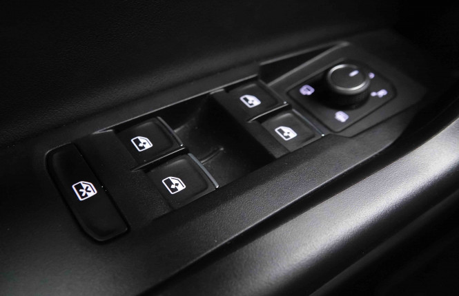 VOLKSWAGEN_VOLKSWAGEN_T_CROSS_2653243_45.jpg VOLKSWAGEN_VOLKSWAGEN_T_CROSS_2653243_45.jpg