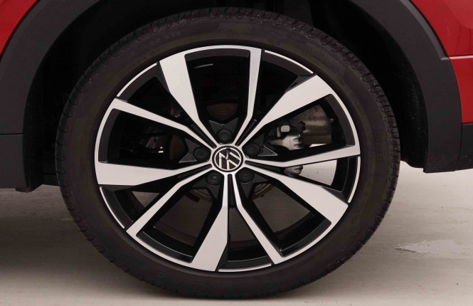VOLKSWAGEN_VOLKSWAGEN_T_CROSS_2653243_95.jpg VOLKSWAGEN_VOLKSWAGEN_T_CROSS_2653243_95.jpg