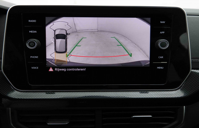 VOLKSWAGEN_VOLKSWAGEN_T_CROSS_2653245_10.jpg