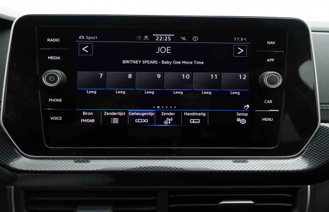 VOLKSWAGEN_VOLKSWAGEN_T_CROSS_2653245_9.jpg