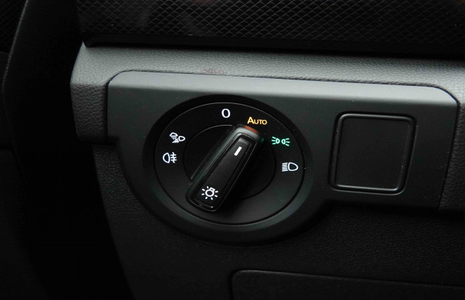 VOLKSWAGEN_VOLKSWAGEN_T_CROSS_2653621_18.jpg