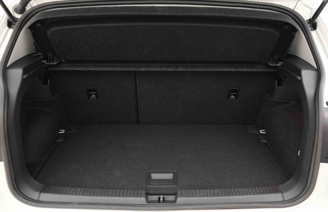 VOLKSWAGEN_VOLKSWAGEN_T_CROSS_2653621_5.jpg