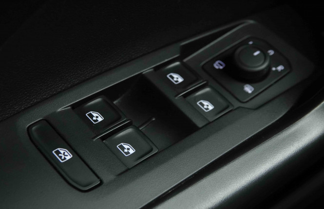 VOLKSWAGEN_VOLKSWAGEN_T_CROSS_2653624_18.jpg VOLKSWAGEN_VOLKSWAGEN_T_CROSS_2653624_18.jpg