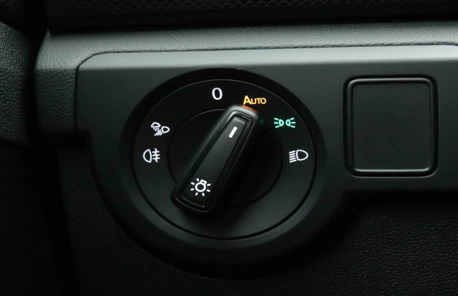 VOLKSWAGEN_VOLKSWAGEN_T_CROSS_2653624_19.jpg VOLKSWAGEN_VOLKSWAGEN_T_CROSS_2653624_19.jpg
