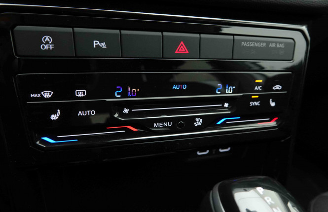 VOLKSWAGEN_VOLKSWAGEN_T_CROSS_2653633_12.jpg