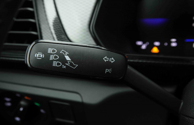 VOLKSWAGEN_VOLKSWAGEN_T_CROSS_2653633_14.jpg