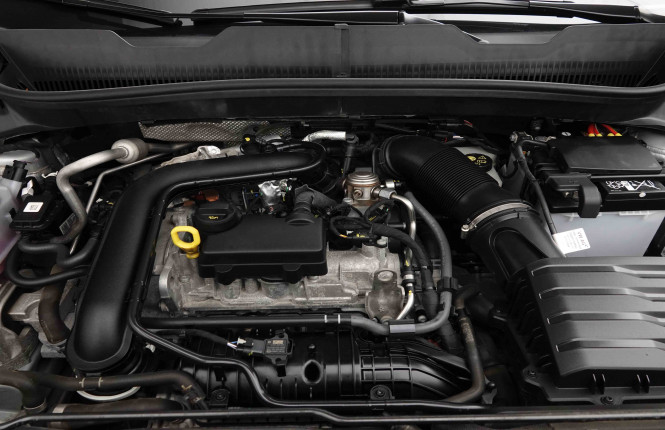 VOLKSWAGEN_VOLKSWAGEN_T_CROSS_2653633_21.jpg