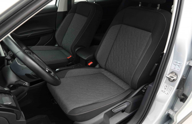 VOLKSWAGEN_VOLKSWAGEN_T_CROSS_2653634_6.jpg VOLKSWAGEN_VOLKSWAGEN_T_CROSS_2653634_6.jpg