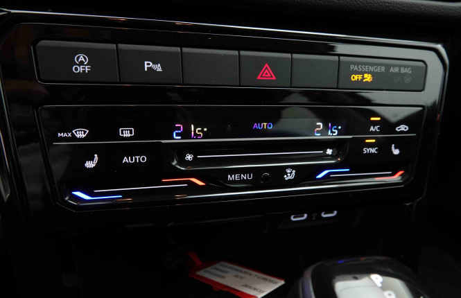 VOLKSWAGEN_VOLKSWAGEN_T_CROSS_2653635_12.jpg VOLKSWAGEN_VOLKSWAGEN_T_CROSS_2653635_12.jpg