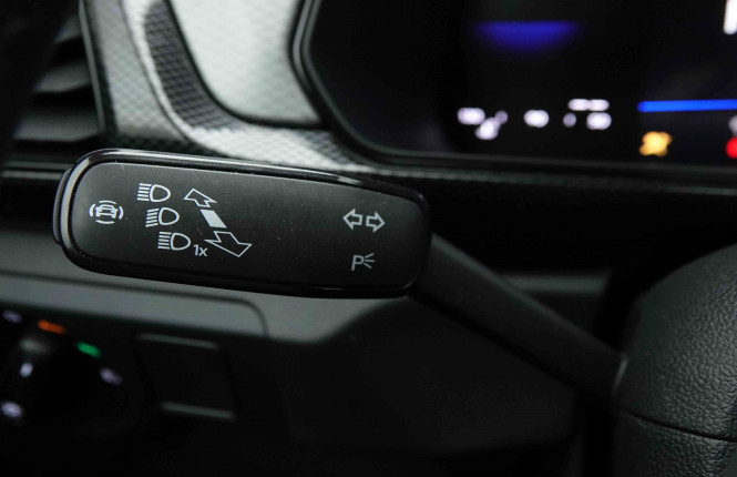 VOLKSWAGEN_VOLKSWAGEN_T_CROSS_2653635_14.jpg VOLKSWAGEN_VOLKSWAGEN_T_CROSS_2653635_14.jpg