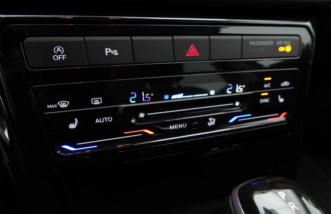 VOLKSWAGEN_VOLKSWAGEN_T_CROSS_2653636_12.jpg VOLKSWAGEN_VOLKSWAGEN_T_CROSS_2653636_12.jpg