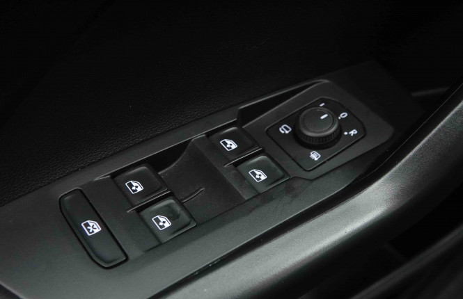 VOLKSWAGEN_VOLKSWAGEN_T_CROSS_2653636_19.jpg VOLKSWAGEN_VOLKSWAGEN_T_CROSS_2653636_19.jpg