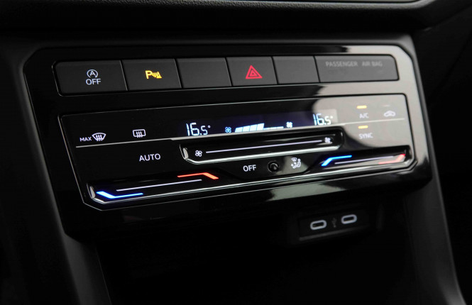 VOLKSWAGEN_VOLKSWAGEN_T_CROSS_2654202_14.jpg VOLKSWAGEN_VOLKSWAGEN_T_CROSS_2654202_14.jpg