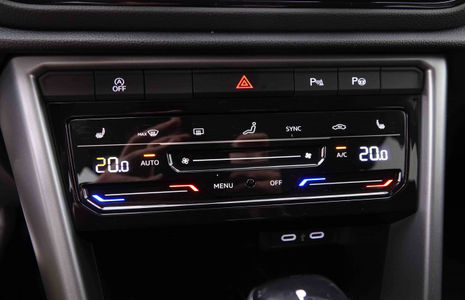 VOLKSWAGEN_VOLKSWAGEN_T_ROC_2548320_15.jpg