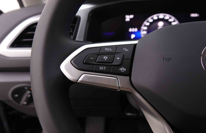 VOLKSWAGEN_VOLKSWAGEN_T_ROC_2548320_17.jpg