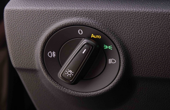 VOLKSWAGEN_VOLKSWAGEN_T_ROC_2548320_8.jpg