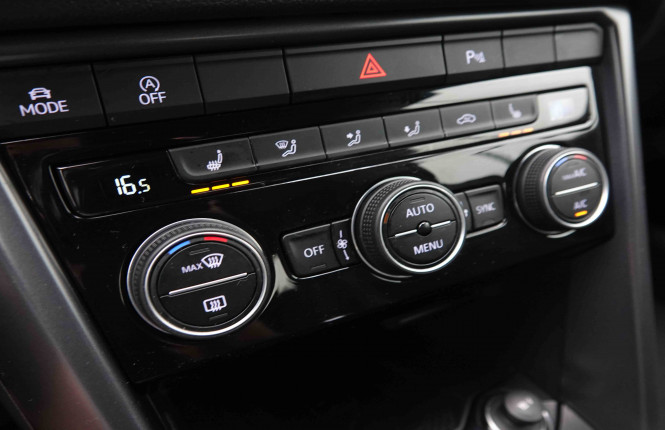 VOLKSWAGEN_VOLKSWAGEN_T_ROC_2549806_20.jpg
