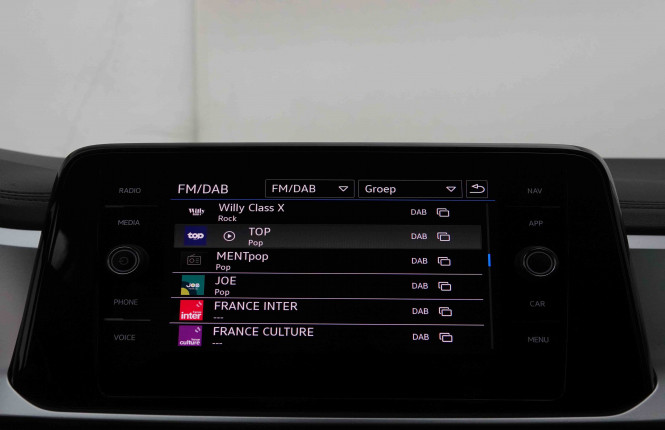 VOLKSWAGEN_VOLKSWAGEN_T_ROC_2550720_10.jpg VOLKSWAGEN_VOLKSWAGEN_T_ROC_2550720_10.jpg