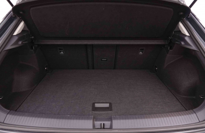 VOLKSWAGEN_VOLKSWAGEN_T_ROC_2550890_5.jpg VOLKSWAGEN_VOLKSWAGEN_T_ROC_2550890_5.jpg