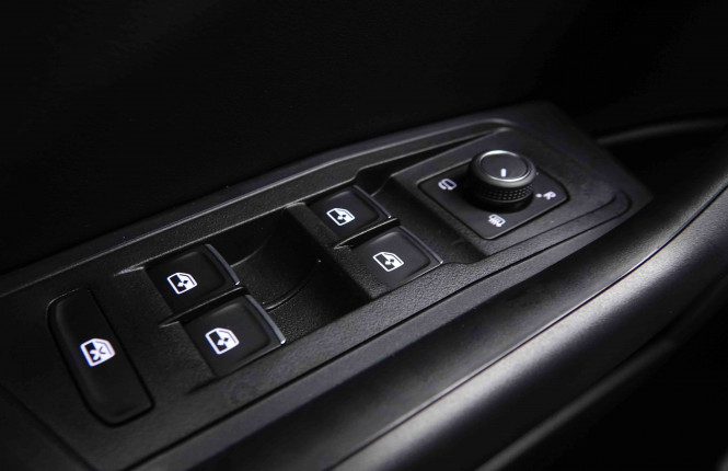 VOLKSWAGEN_VOLKSWAGEN_T_ROC_2551456_21.jpg VOLKSWAGEN_VOLKSWAGEN_T_ROC_2551456_21.jpg