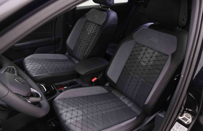 VOLKSWAGEN_VOLKSWAGEN_T_ROC_2551456_7.jpg VOLKSWAGEN_VOLKSWAGEN_T_ROC_2551456_7.jpg