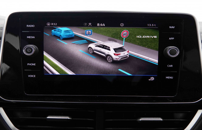 VOLKSWAGEN_VOLKSWAGEN_T_ROC_2551466_10.jpg VOLKSWAGEN_VOLKSWAGEN_T_ROC_2551466_10.jpg