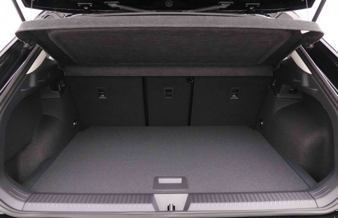 VOLKSWAGEN_VOLKSWAGEN_T_ROC_2551699_5.jpg VOLKSWAGEN_VOLKSWAGEN_T_ROC_2551699_5.jpg