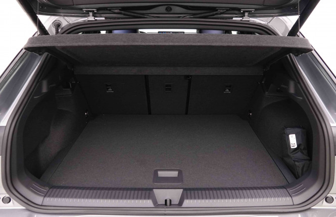 VOLKSWAGEN_VOLKSWAGEN_T_ROC_2652221_5.jpg VOLKSWAGEN_VOLKSWAGEN_T_ROC_2652221_5.jpg