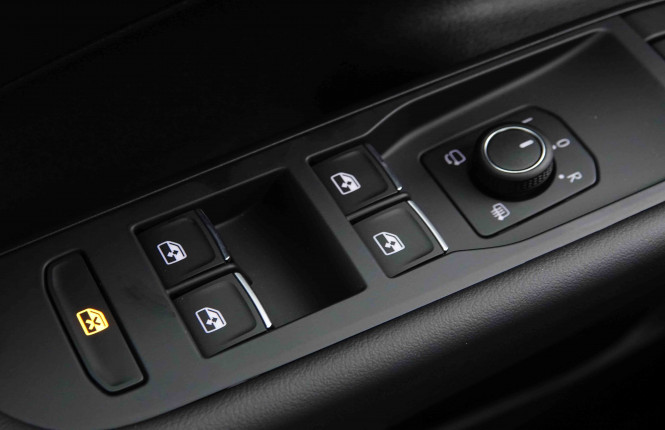 VOLKSWAGEN_VOLKSWAGEN_T_ROC_2652226_23.jpg VOLKSWAGEN_VOLKSWAGEN_T_ROC_2652226_23.jpg