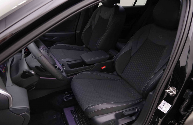 VOLKSWAGEN_VOLKSWAGEN_T_ROC_2652226_7.jpg VOLKSWAGEN_VOLKSWAGEN_T_ROC_2652226_7.jpg