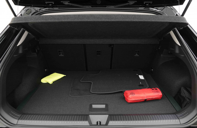 VOLKSWAGEN_VOLKSWAGEN_T_ROC_2653441_5.jpg