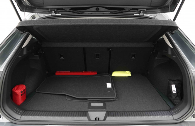 VOLKSWAGEN_VOLKSWAGEN_T_ROC_2653446_5.jpg VOLKSWAGEN_VOLKSWAGEN_T_ROC_2653446_5.jpg