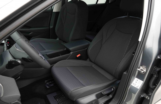 VOLKSWAGEN_VOLKSWAGEN_T_ROC_2653446_6.jpg VOLKSWAGEN_VOLKSWAGEN_T_ROC_2653446_6.jpg
